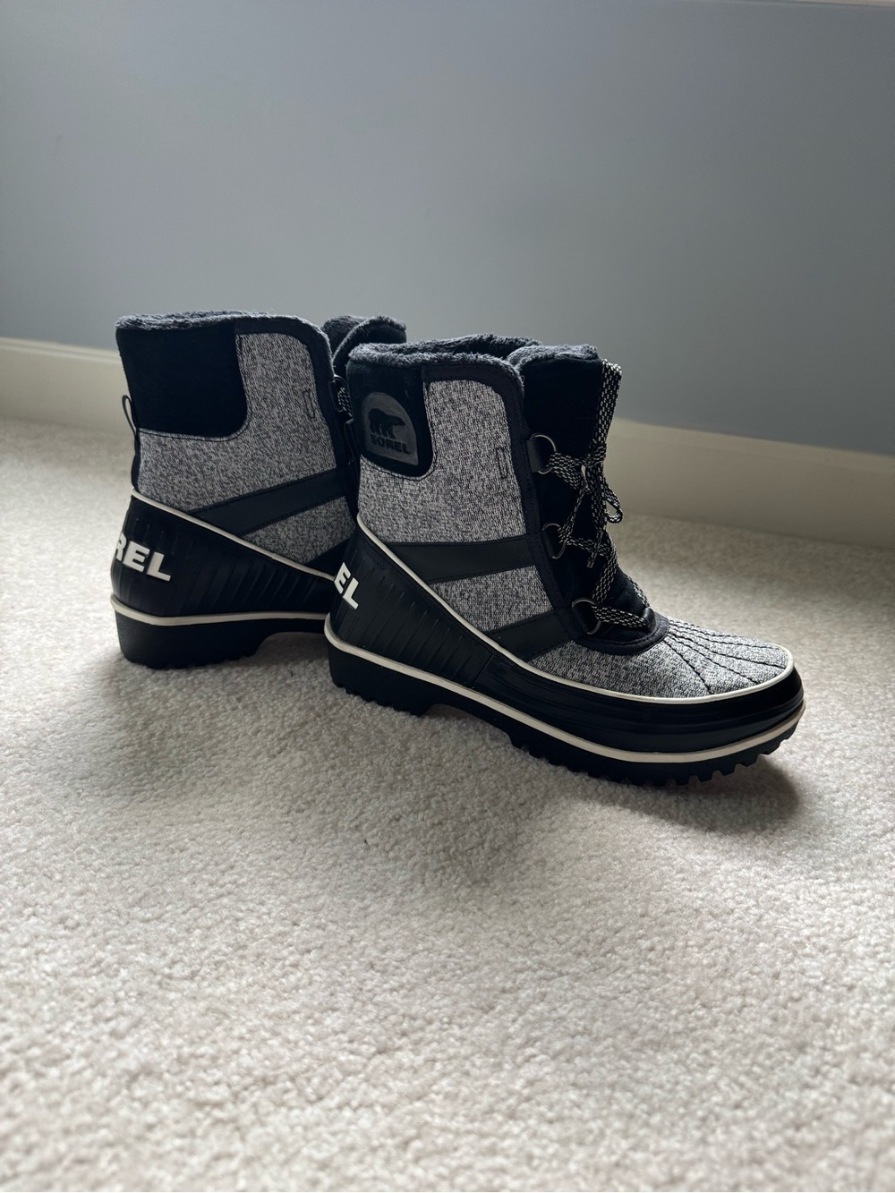 SOREL Tivoli II Waterproof Winter Boots Black Gray Women’s Size 8